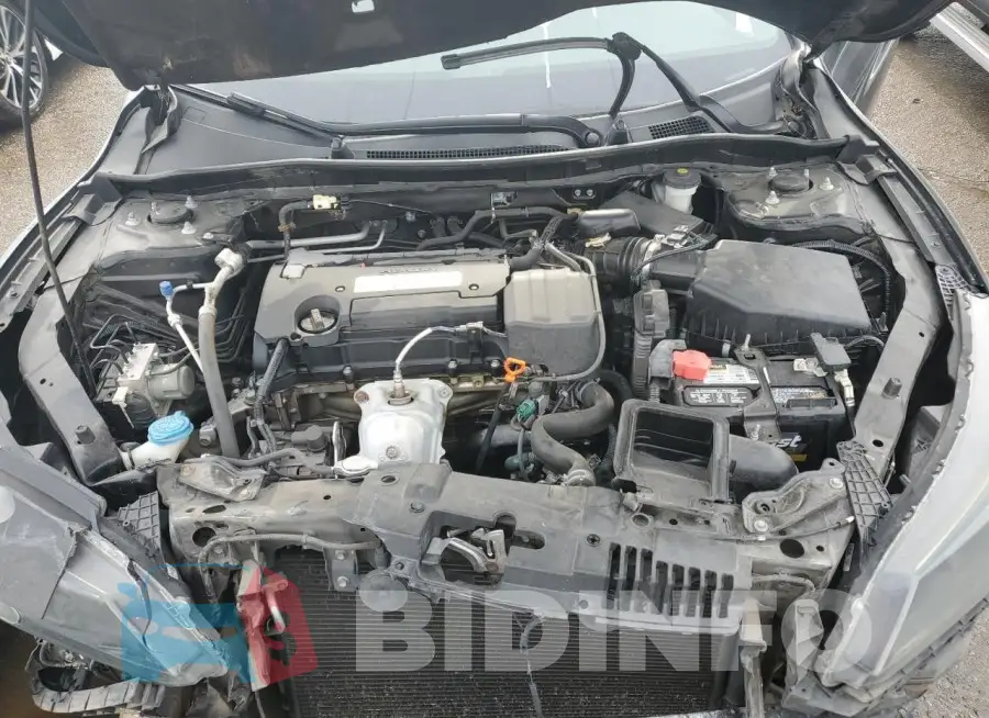 1HGCR2F30FA150596 Photo# 11
