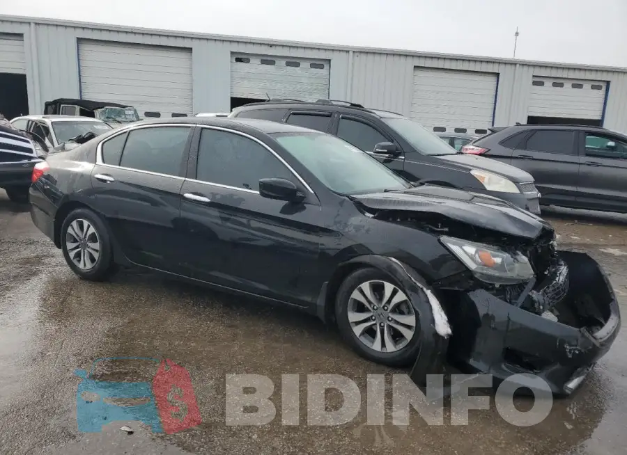 1HGCR2F30FA150596 Photo# 4