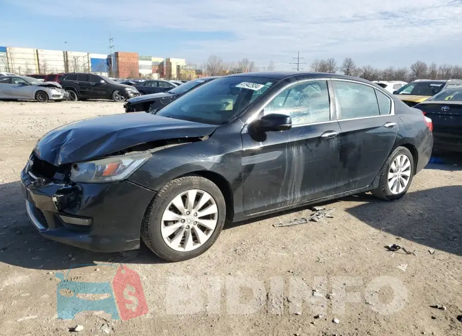 1HGCR2F88FA168114 Photo# 1