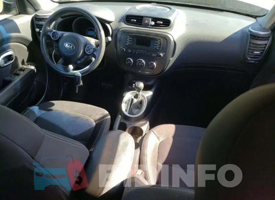 KNDJN2A20F7182882 Photo# 8