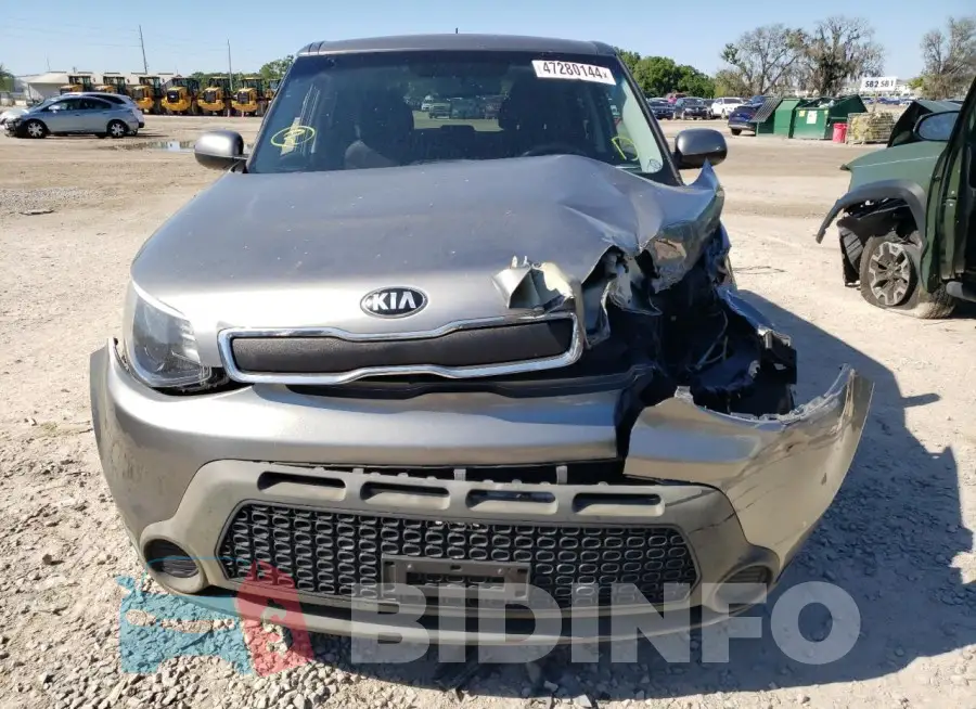KNDJN2A20F7182882 Photo# 5