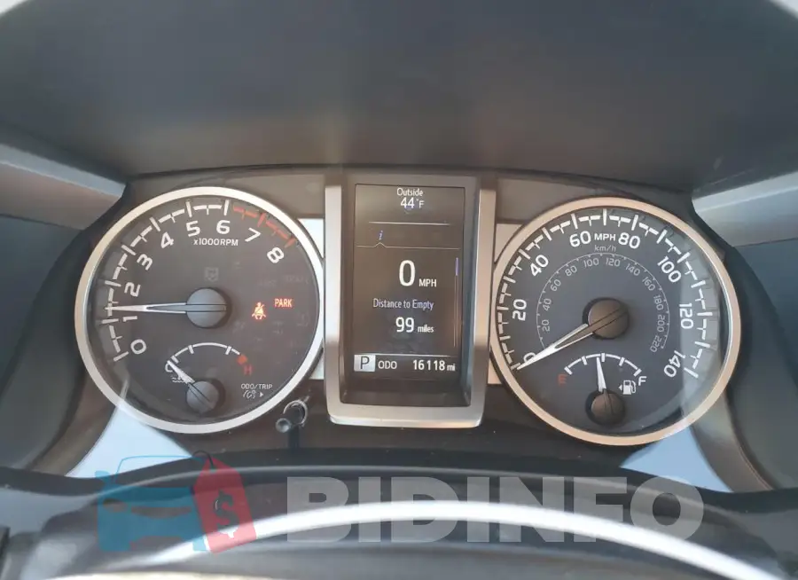 3TYCZ5AN8NT070526 Photo# 9