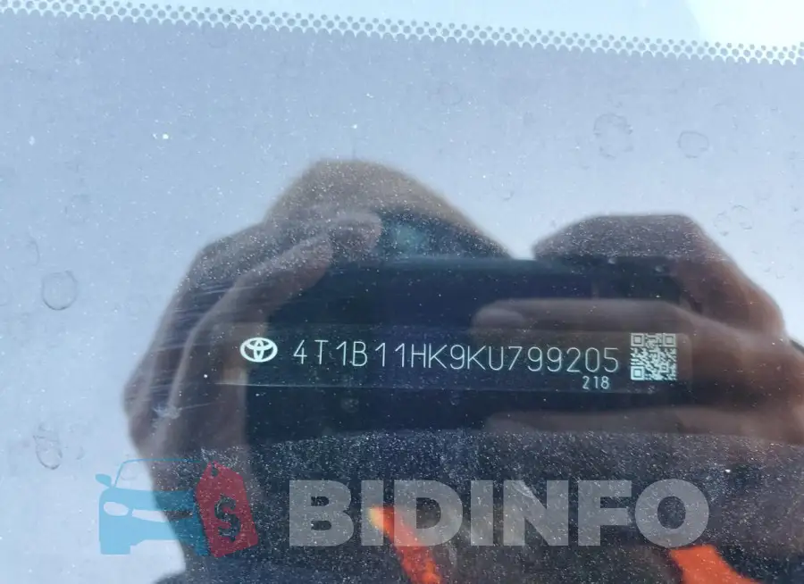 4T1B11HK9KU799205 Photo# 12