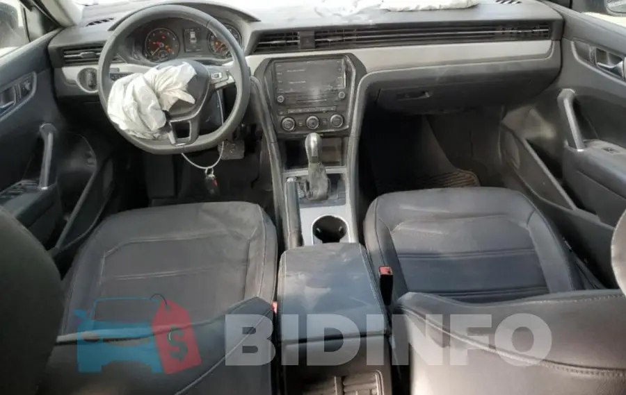1VWSA7A38MC008548 Photo# 8
