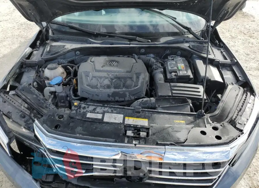 1VWSA7A38MC008548 Photo# 11
