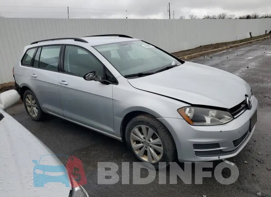 3VW017AU4HM510607 Photo# 4