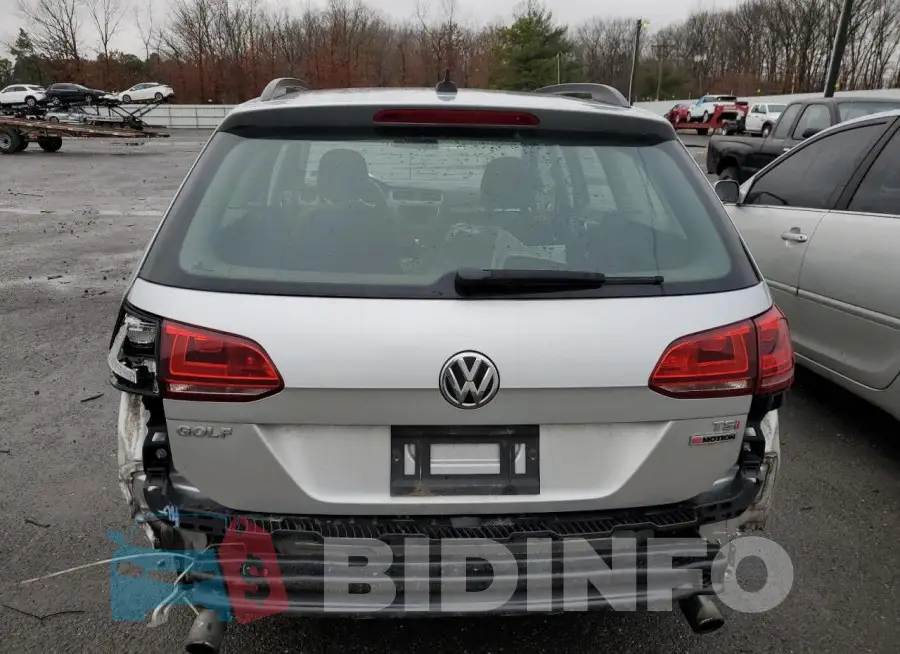 3VW017AU4HM510607 Photo# 6