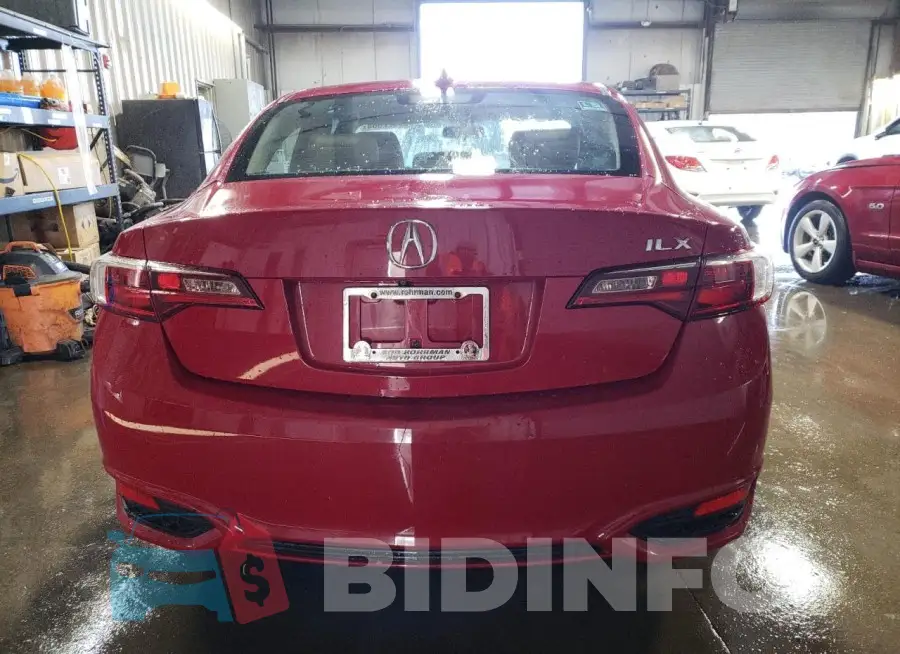 19UDE2F38JA009087 Photo# 6