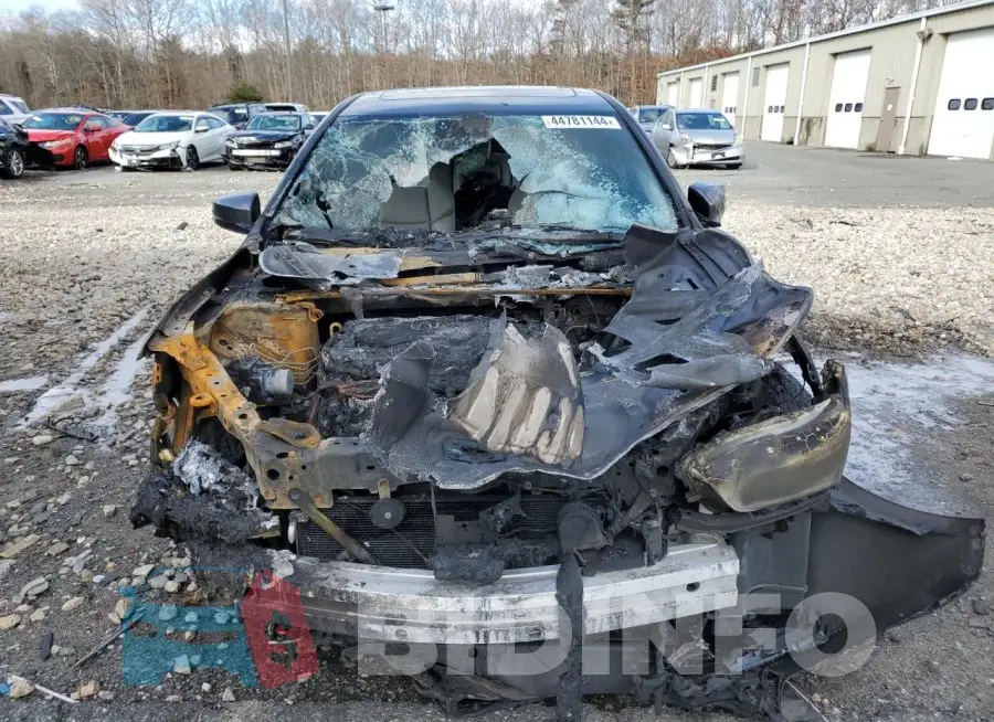 19UUB3F35JA004640 Photo# 5