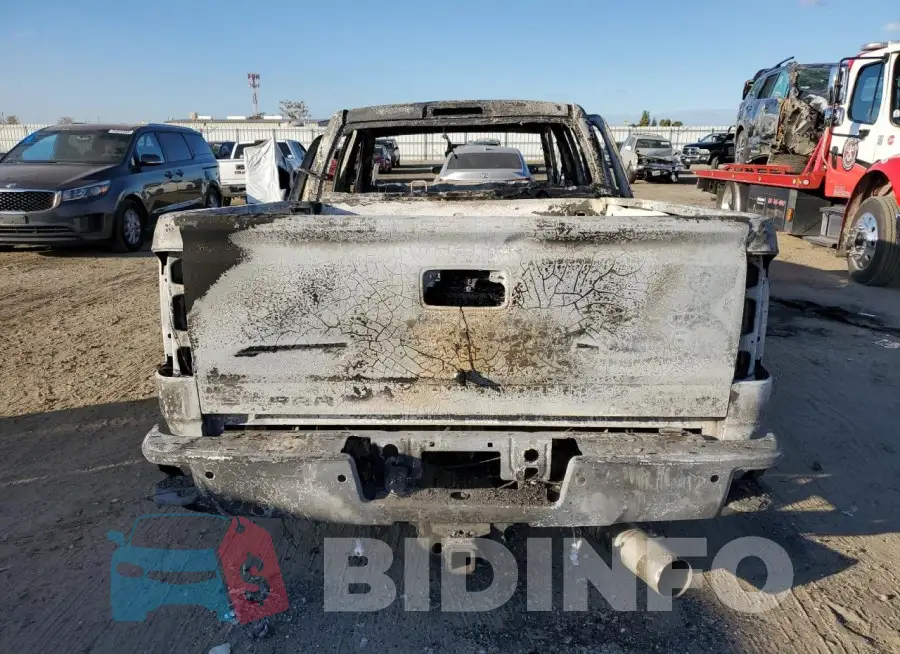 1GT12SEY5KF214488 Photo# 6
