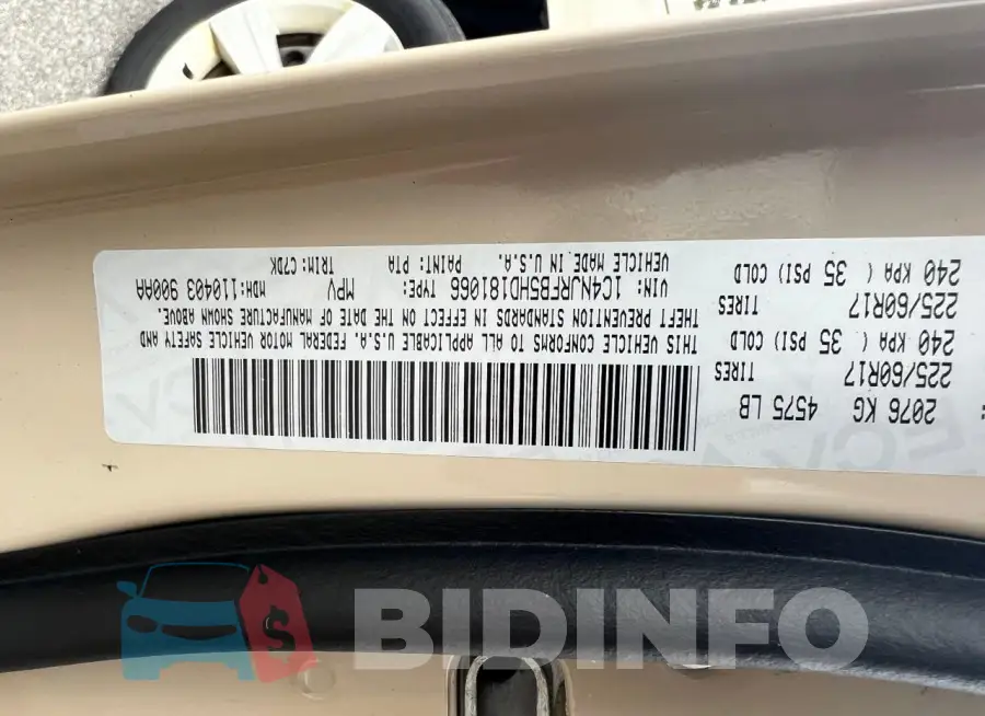 1C4NJRFB5HD181066 Photo# 10