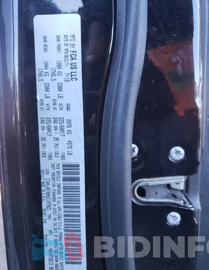 1C4NJRFB8HD107821 Photo# 12
