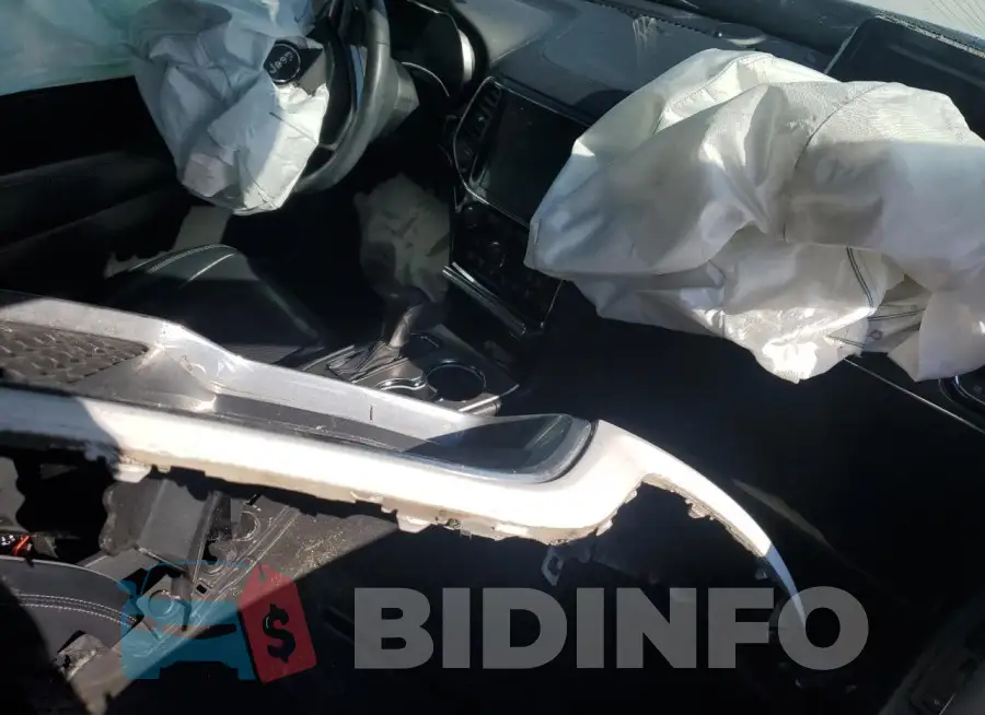 1C4RJFCT7KC569524 Photo# 8
