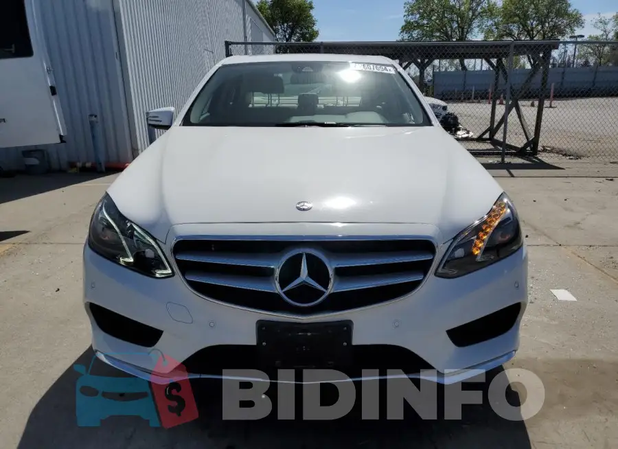 WDDHF5KB0GB259413 Photo# 5