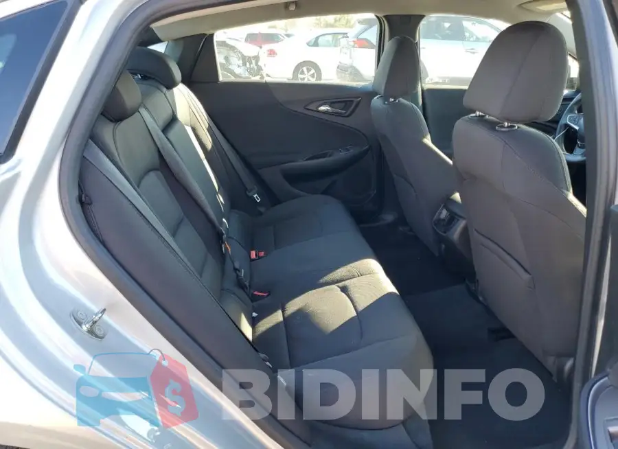 1G1ZD5ST1JF121532 Photo# 10