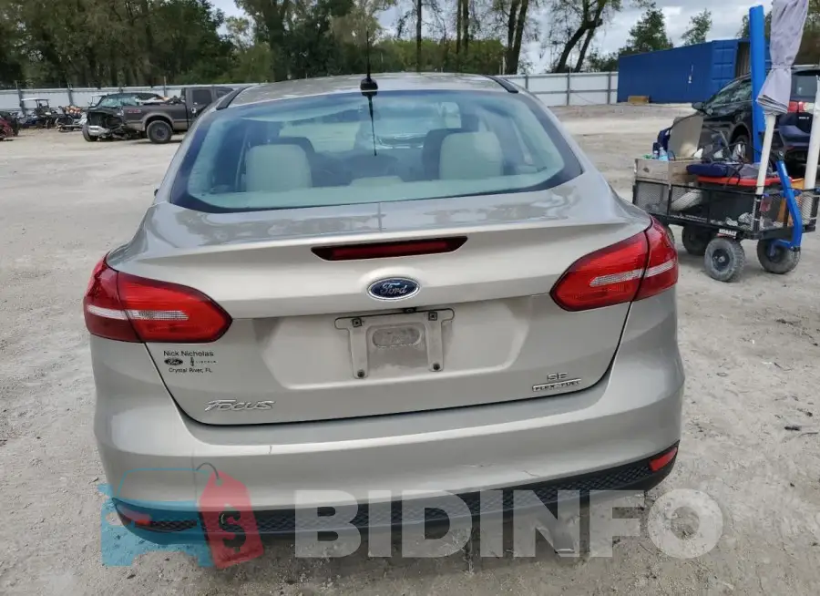 1FADP3F20GL382097 Photo# 6