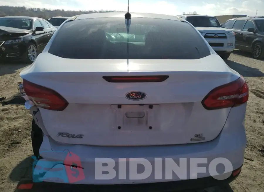 1FADP3FE6HL284302 Photo# 6