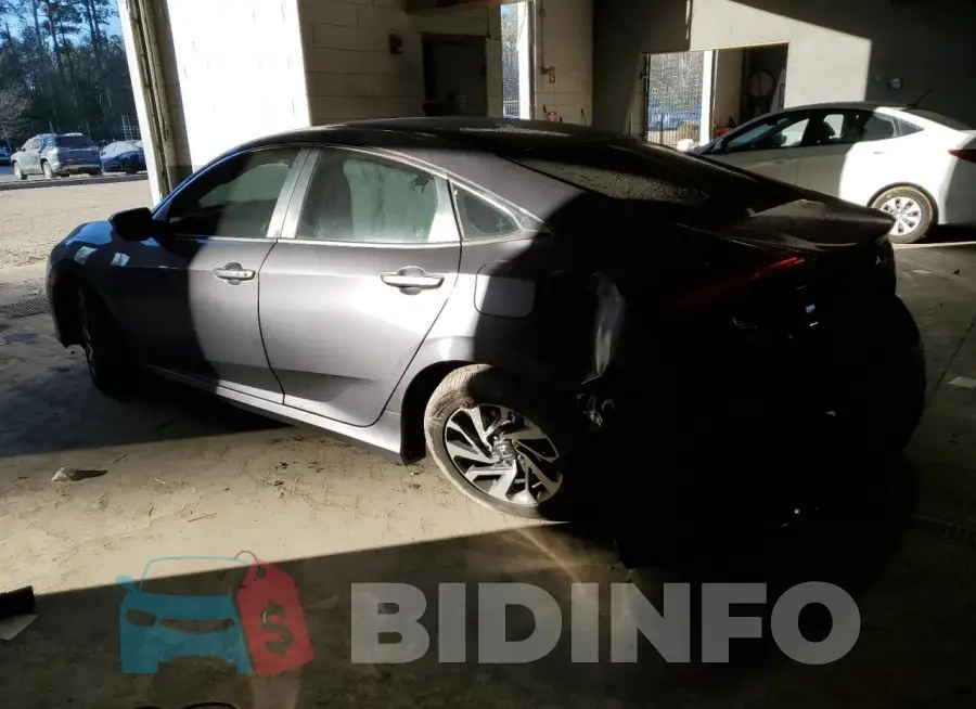 19XFC2F70GE012040 Photo# 2