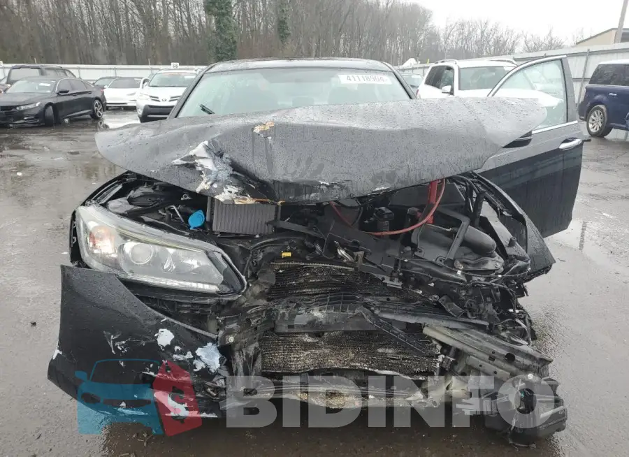 1HGCR2F70FA178224 Photo# 5
