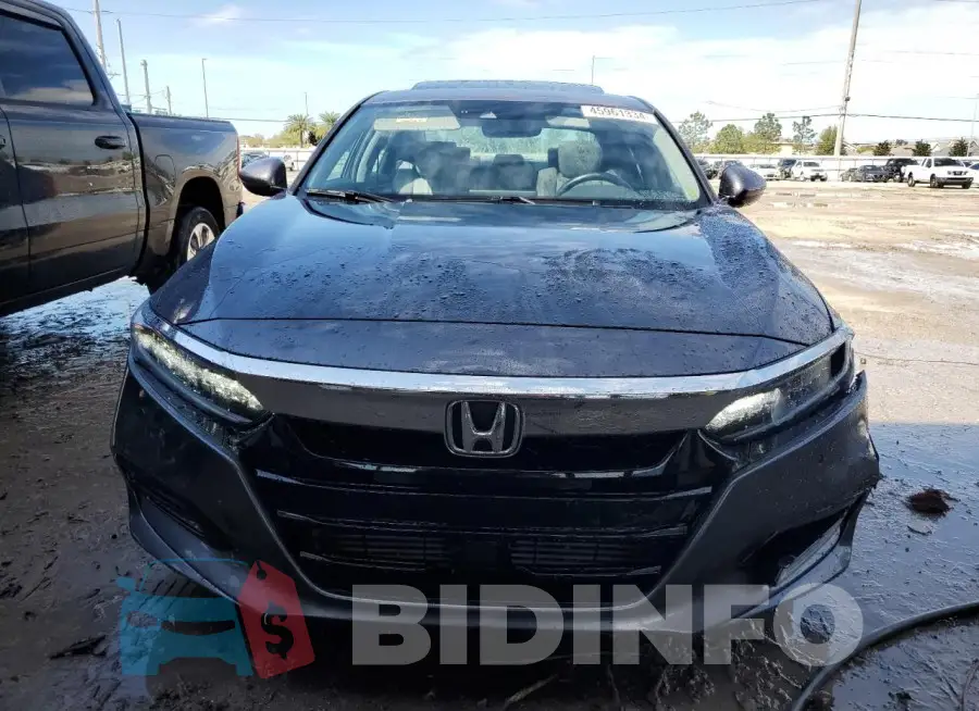 1HGCV1F98JA139851 Photo# 5