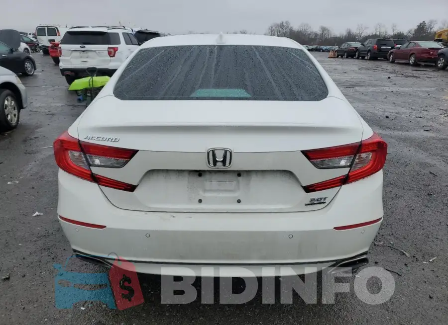 1HGCV2F92JA006315 Photo# 6