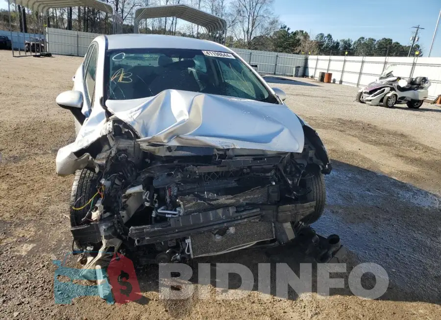 KNADM4A37G6664113 Photo# 5