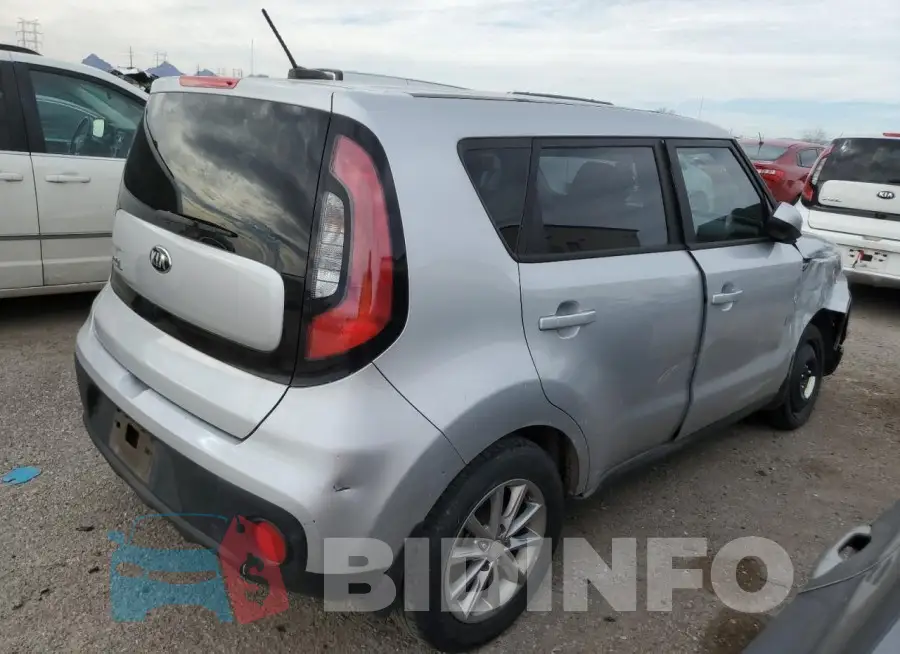 KNDJN2A2XH7433880 Photo# 3