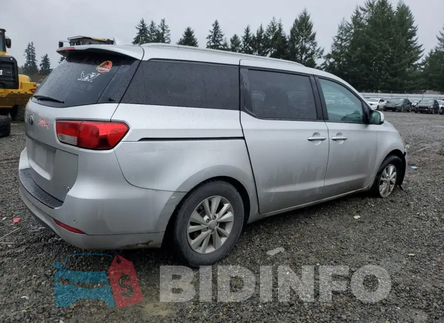 KNDMB5C19F6025434 Photo# 3
