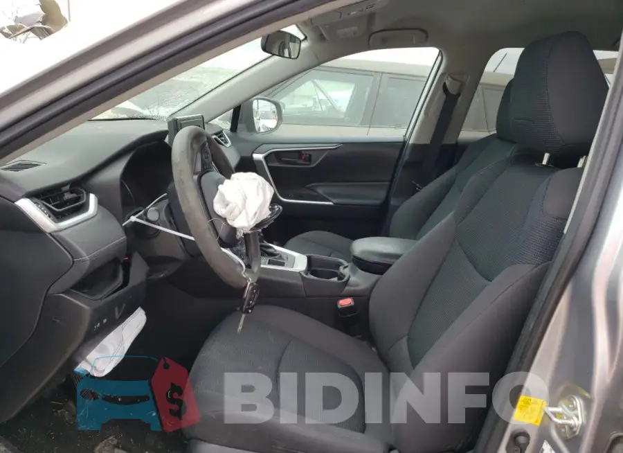 2T3F1RFV9MC140954 Photo# 7