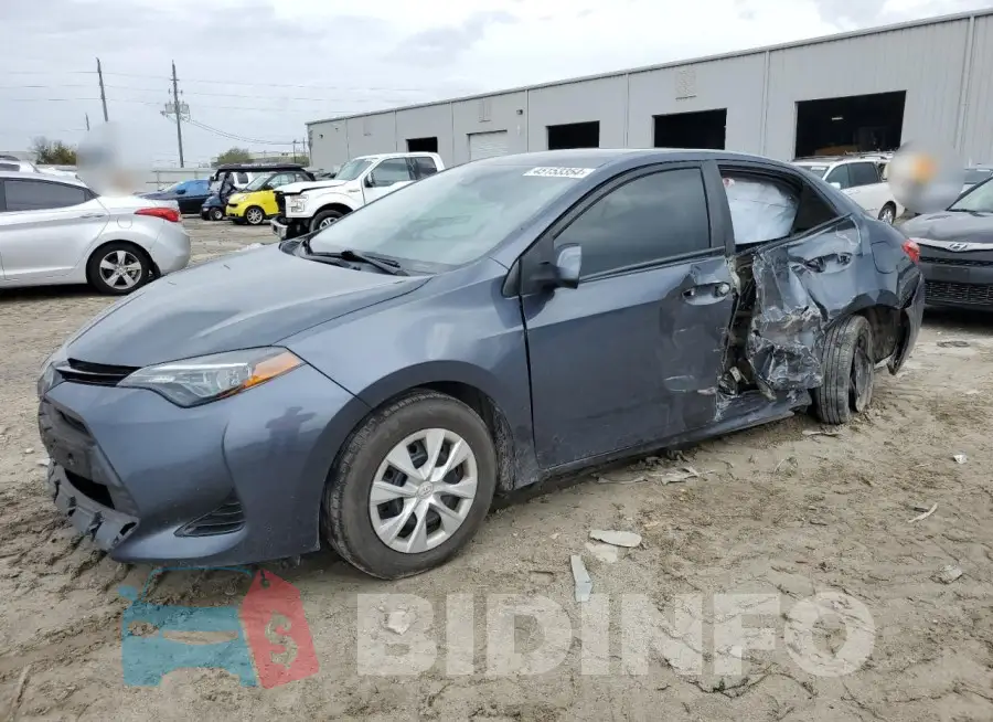 5YFBURHEXJP848489 Photo# 1