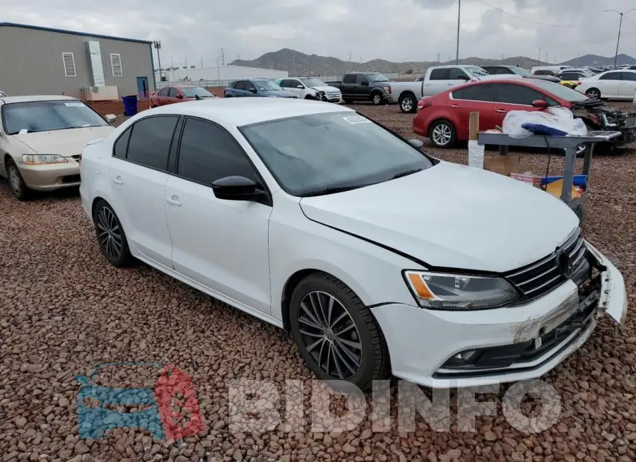 3VWD17AJ7GM266425 Photo# 4