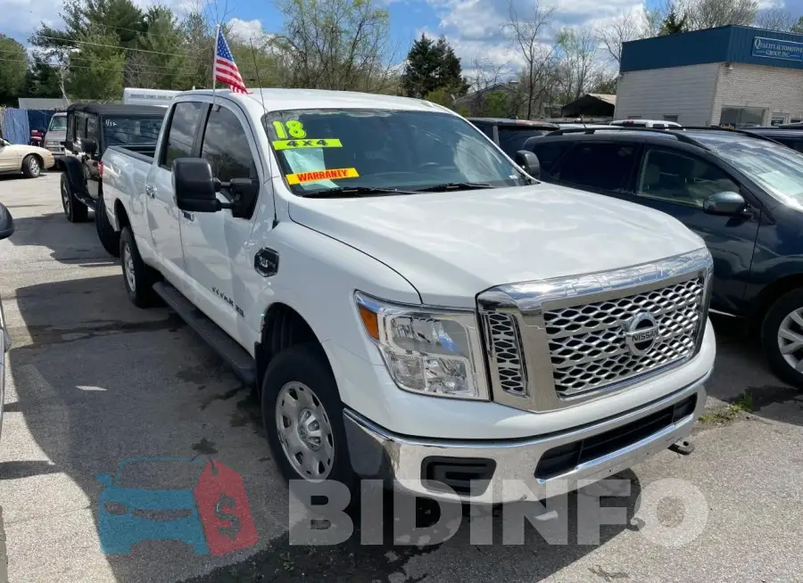 1N6AA1F35JN510922 Photo# 1