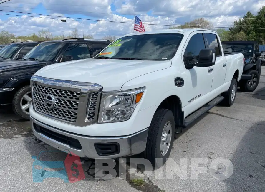 1N6AA1F35JN510922 Photo# 2