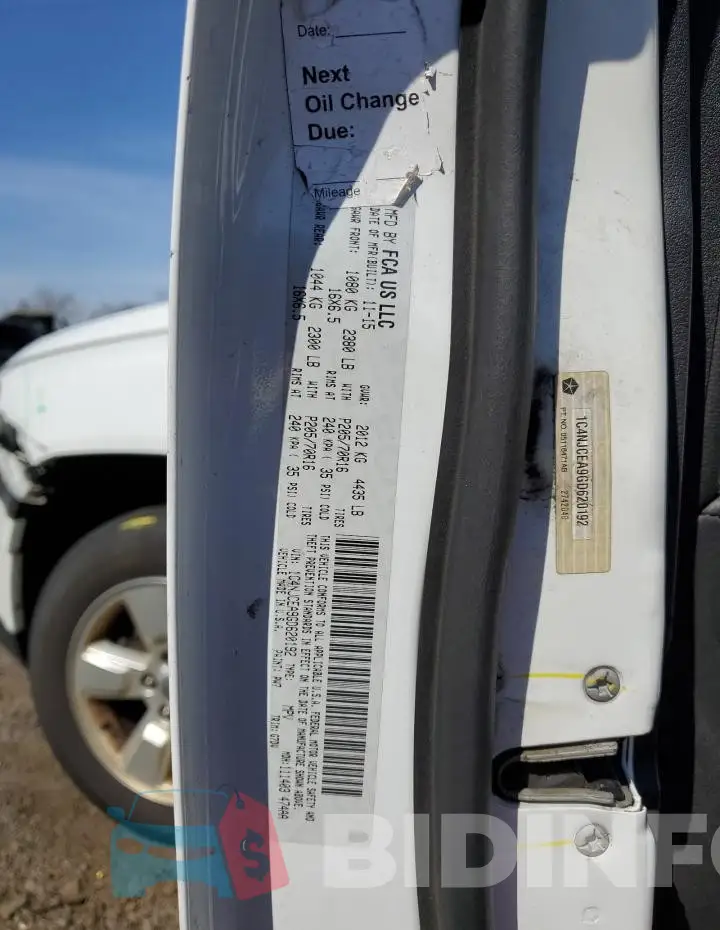 1C4NJCEA9GD620192 Photo# 12