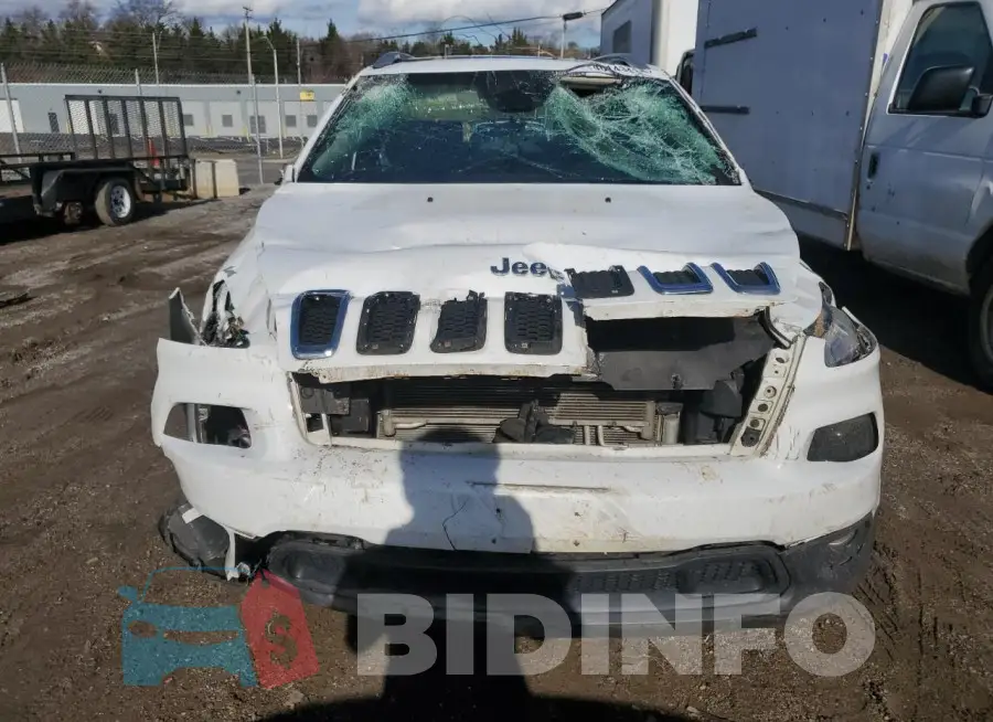 1C4PJLLB5JD504094 Photo# 5