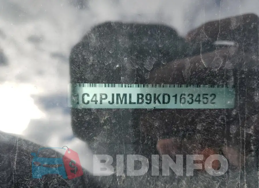 1C4PJMLB9KD163452 Photo# 13