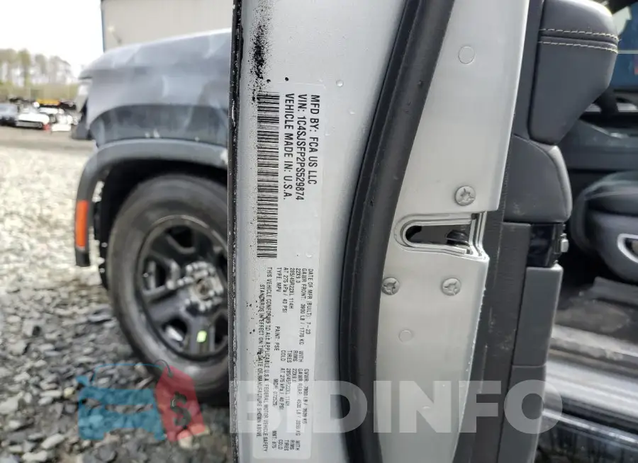 1C4SJSFP2PS529874 Photo# 12