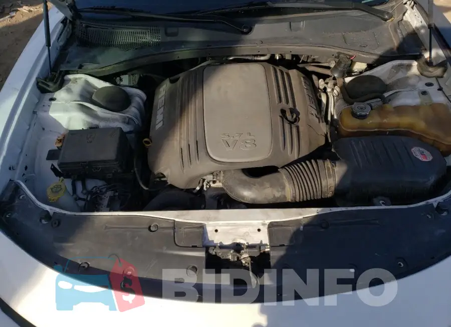 2C3CDXCT2HH636883 Photo# 11