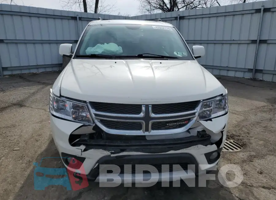 3C4PDCBGXJT158168 Photo# 5