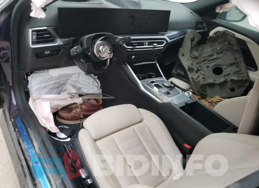 3MW23CM01P8D00526 Photo# 8