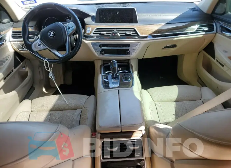 WBA7F0C56GGM20820 Photo# 8