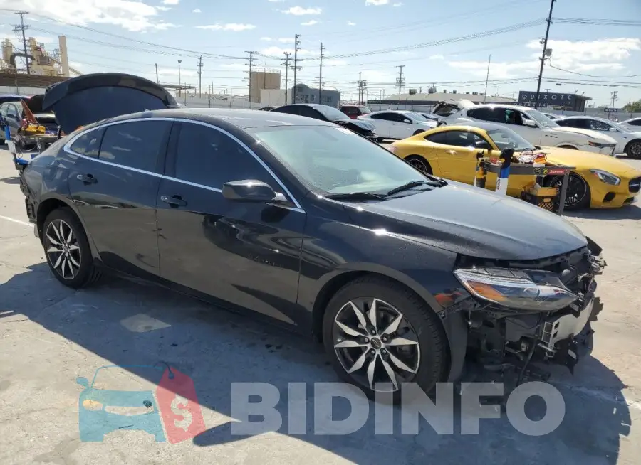 1G1ZG5ST8LF113857 Photo# 4