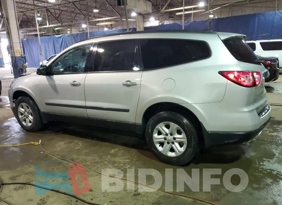 1GNKVFKD8HJ350227 Photo# 2