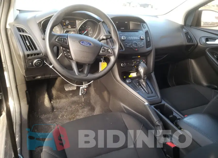 1FADP3F20HL332821 Photo# 8