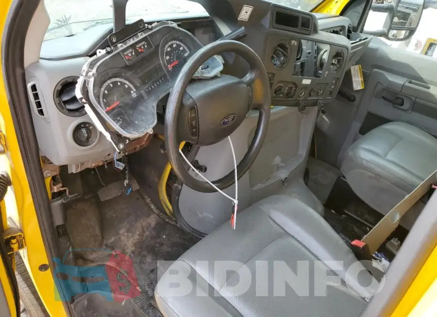 1FDWE3FS5KDC16634 Photo# 8