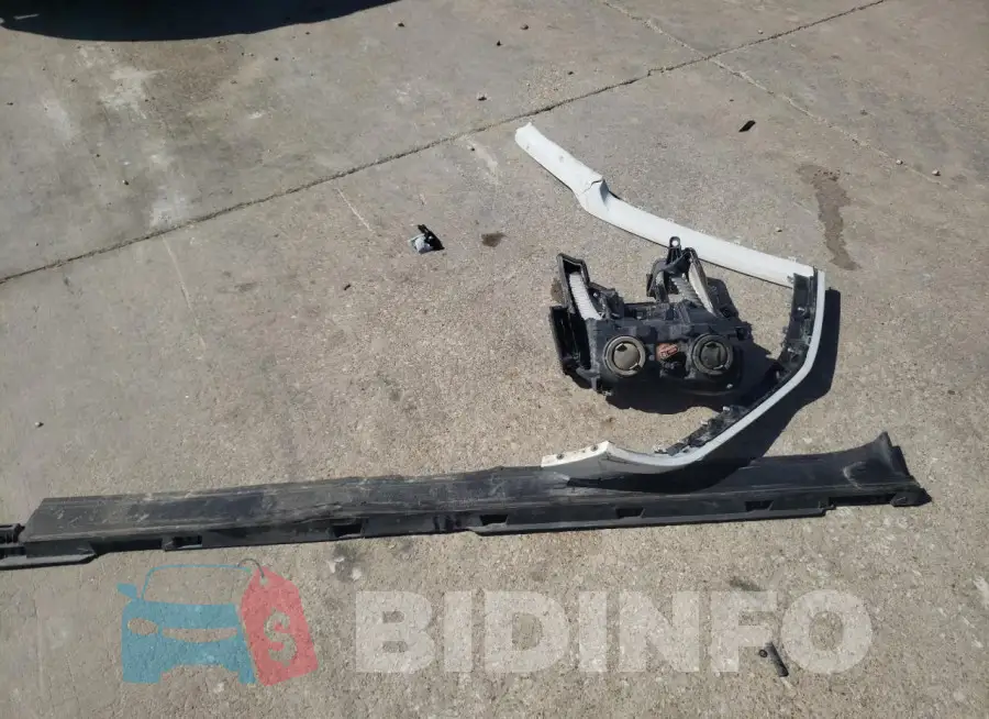 1FTMF1CB6LKF25883 Photo# 12