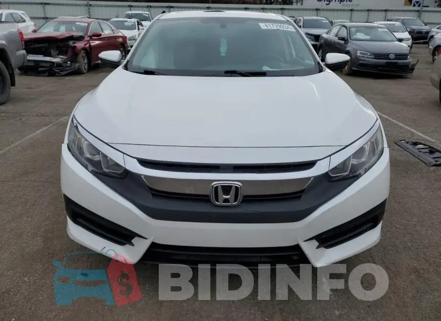 19XFC2F77HE224497 Photo# 5