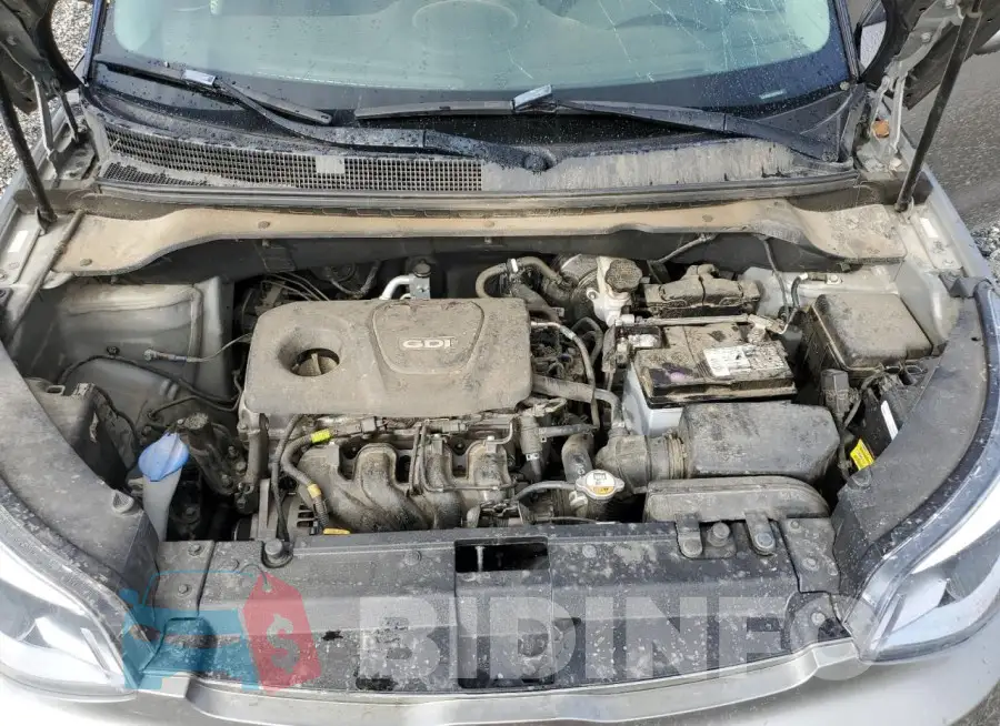 KNDJN2A2XJ7612295 Photo# 11