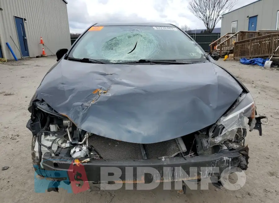 2T1BURHE5KC193806 Photo# 5