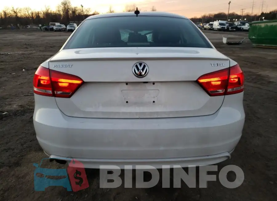 1VWBS7A32FC018170 Photo# 6